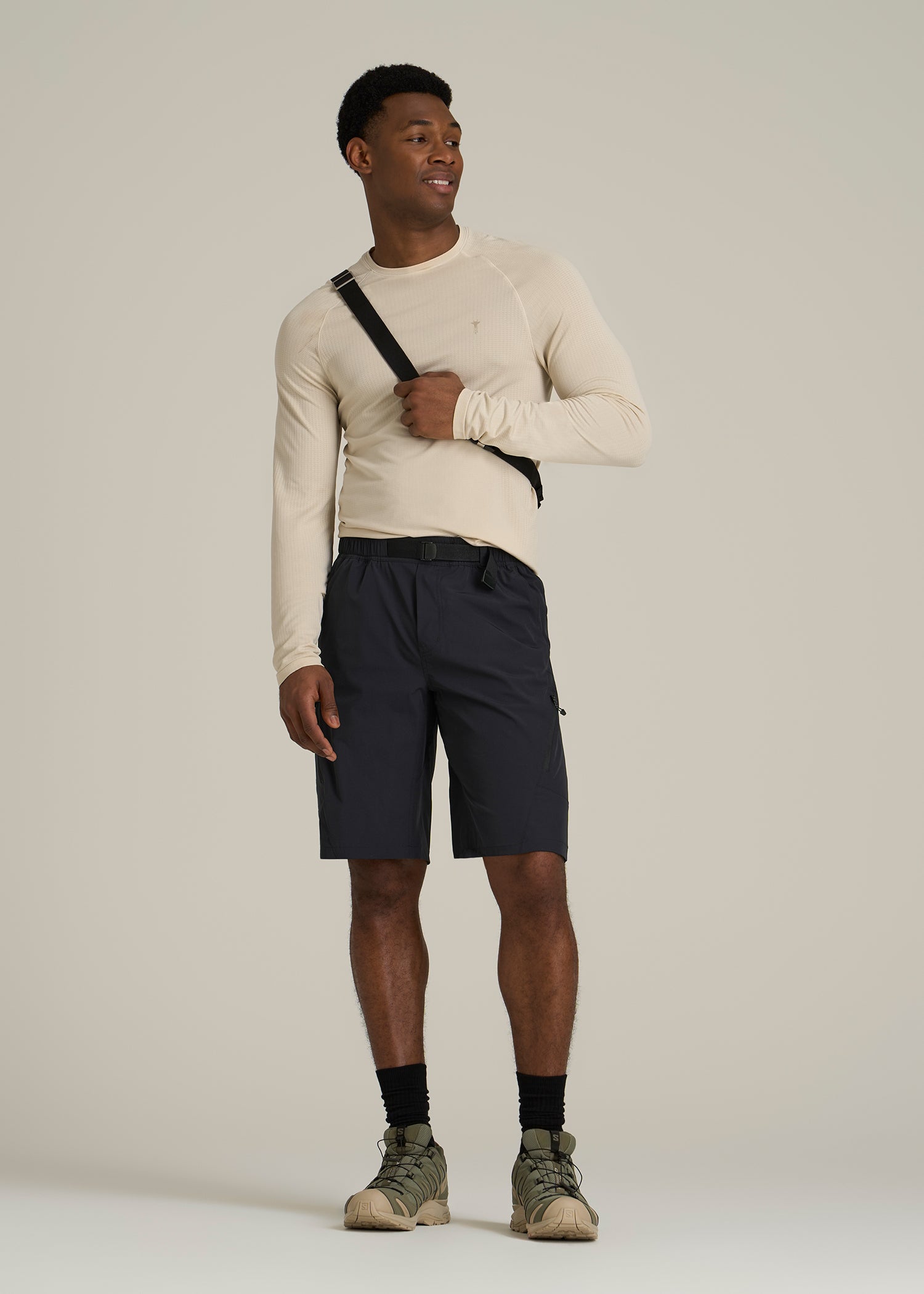 10 Pocket Hiking Short for Tall Men in Black