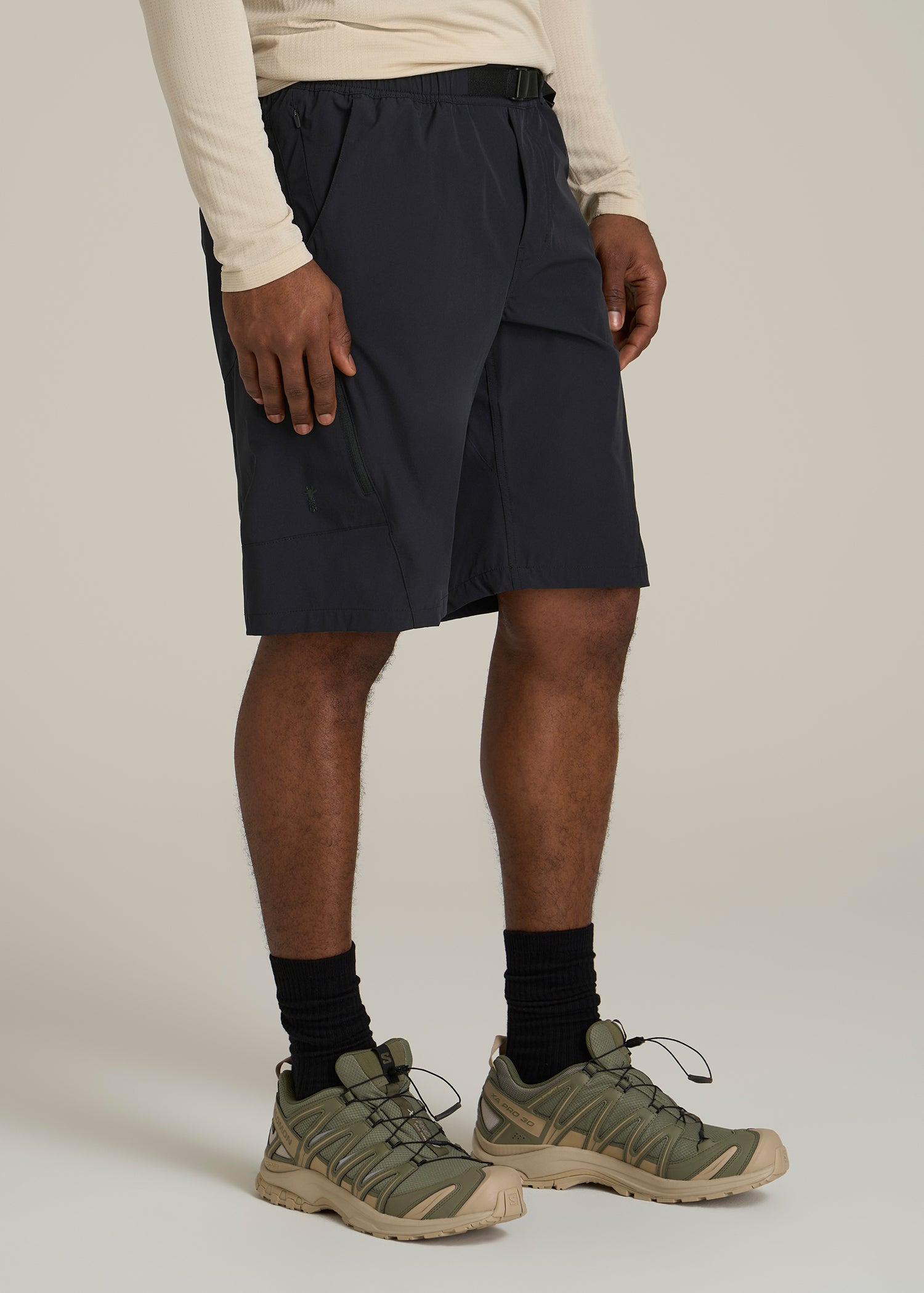 10 Pocket Hiking Short for Tall Men in Black