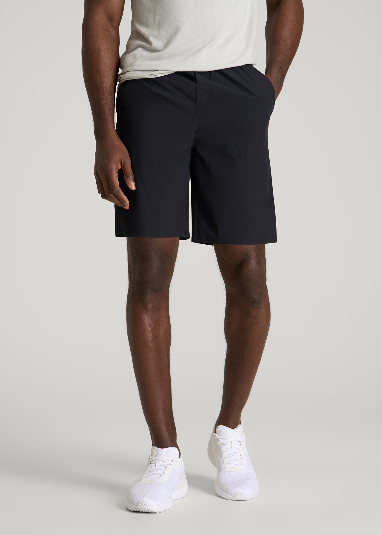 2-in-1 Featherweight Running Short for Tall Men in Black