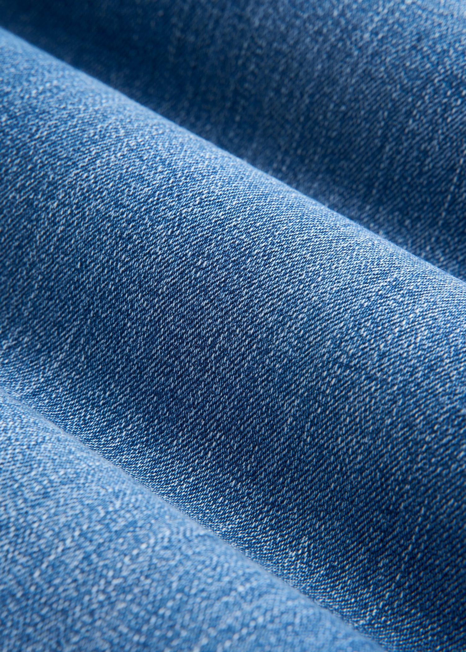 Carman TAPERED Jeans for Tall Men in Classic Mid Blue