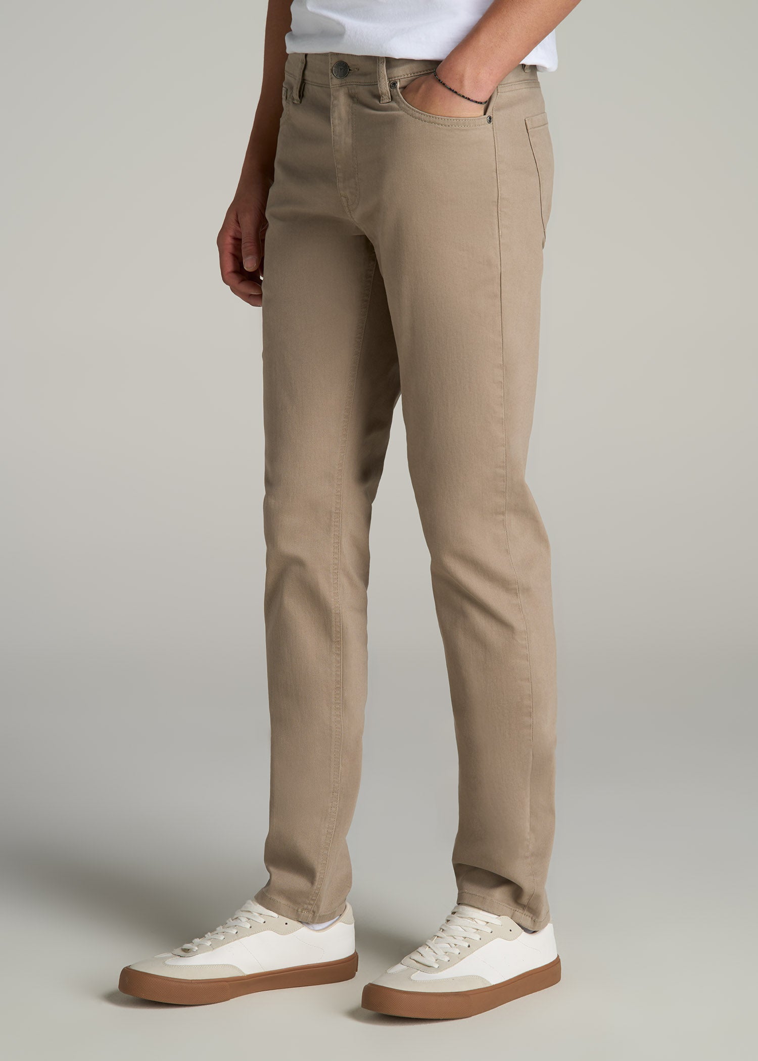 Dylan Slim Fit Colored Jeans for Tall Men in Clay Wash