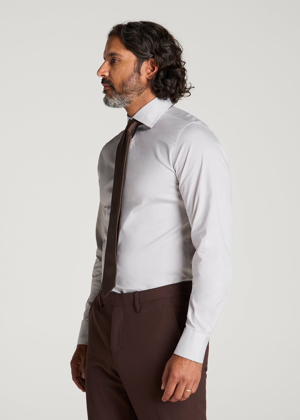 Easy Care Stretch Cotton Dress Shirt for Tall Men in Greige Houndstooth