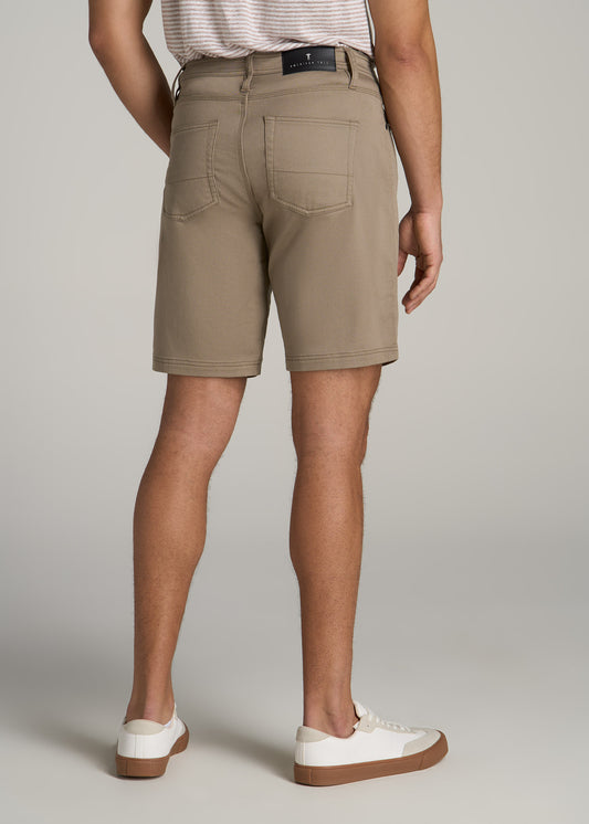 Everyday Comfort 5 Pocket Short for Tall Men in Dark Sand