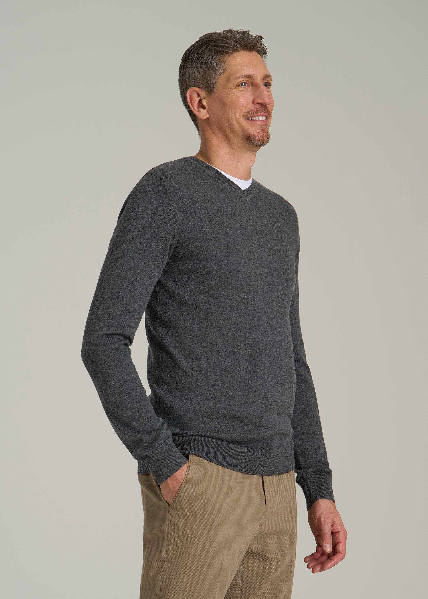 Everyday V-Neck Sweater for Tall Men in Charcoal Mix