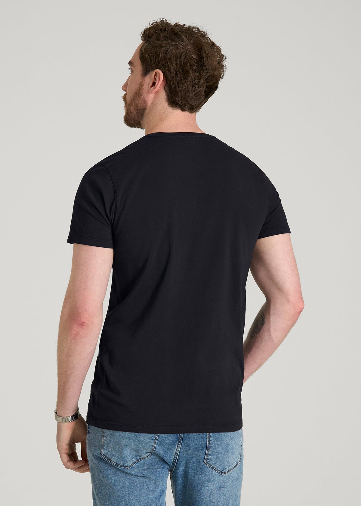 Modern Fit Garment Dyed Cotton T-Shirt for Tall Men in Black