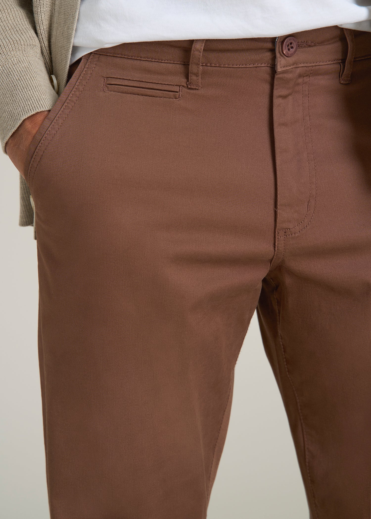 J1 STRAIGHT Leg Chinos for Tall Men in Otter Brown