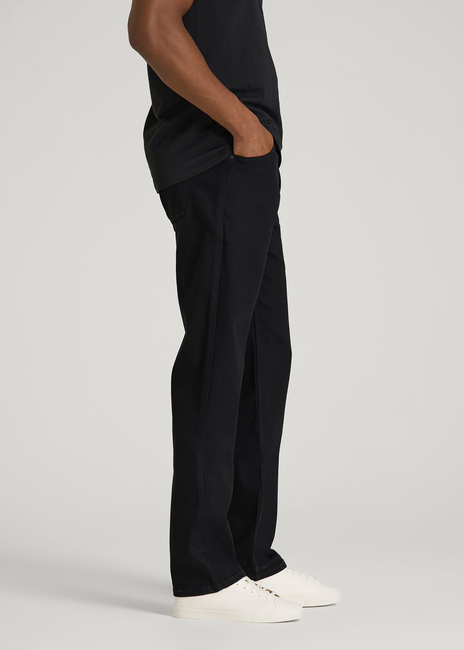 J1 STRAIGHT LEG Jeans for Tall Men in Optimum Black