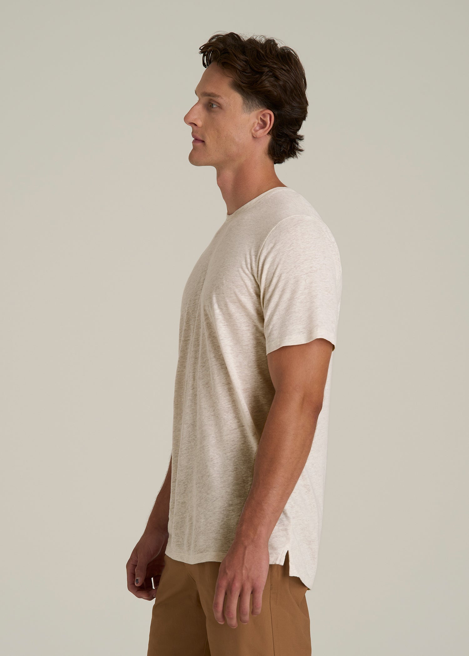 Linen Crewneck T-Shirt for Tall Men in Heathered Oatmeal