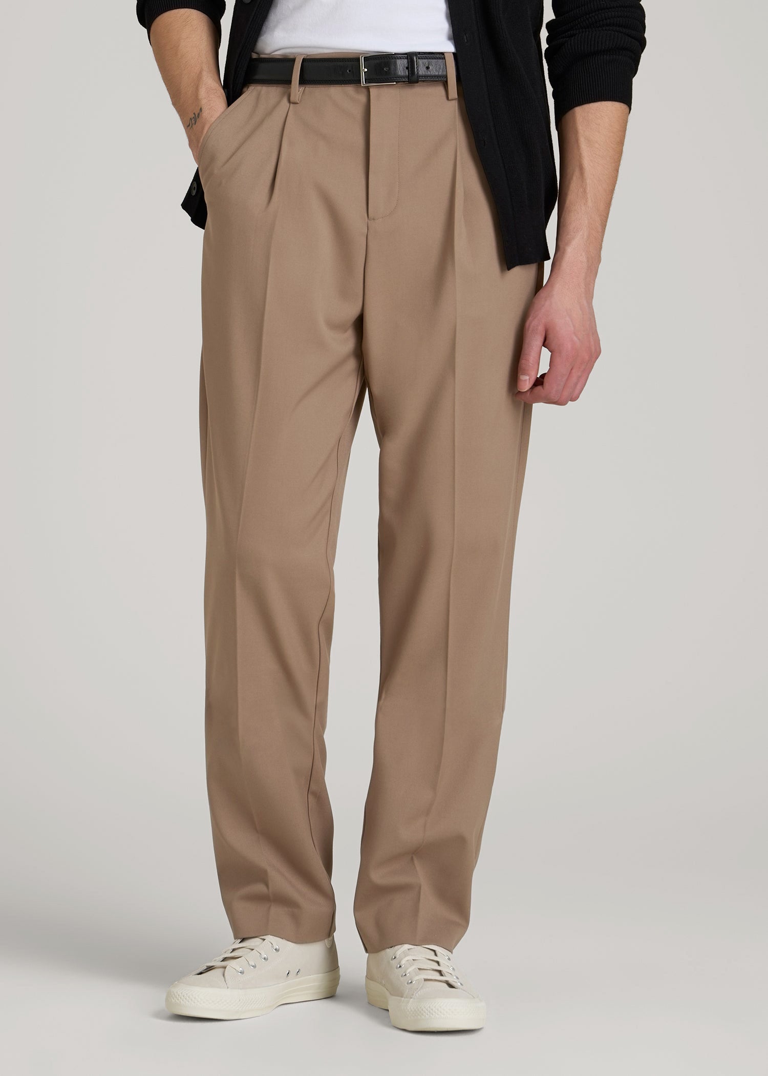 Relaxed Pleated Trousers for Tall Men in Dark Sand 34 / 36 / Dark Sand Relaxed Pleated Trousers for Tall Men in Dark Sand 34 / 36 / Dark Sand