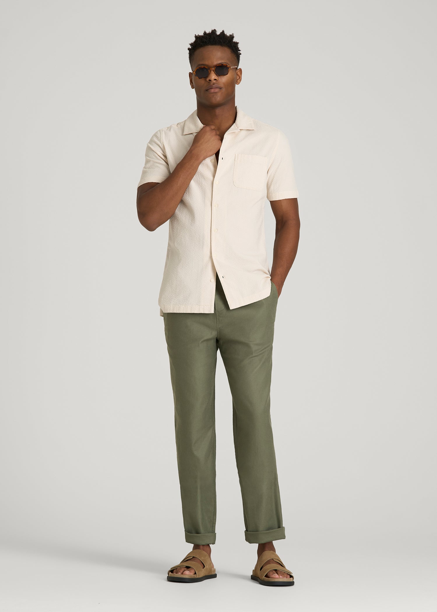 Seersucker Camp Collar Short Sleeve Shirt for Tall Men in White Sand