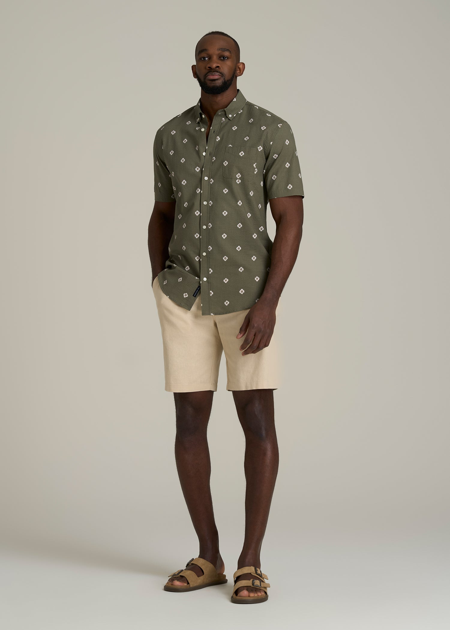 Seersucker Short Sleeve Shirt for Tall Men in Olive and Beige Floral
