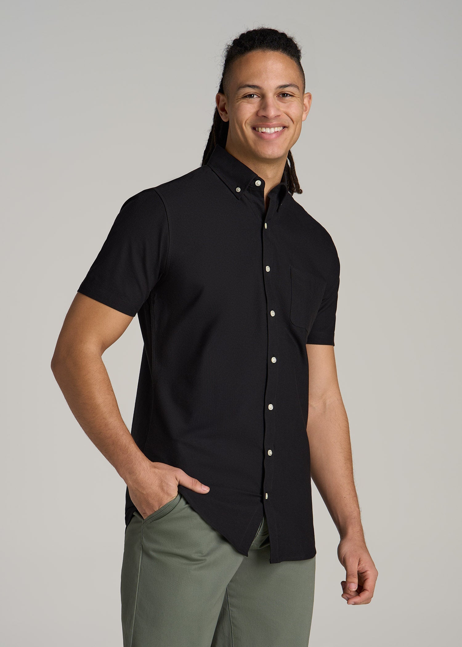 Short Sleeve Oxford Button Shirt For Tall Men in Black