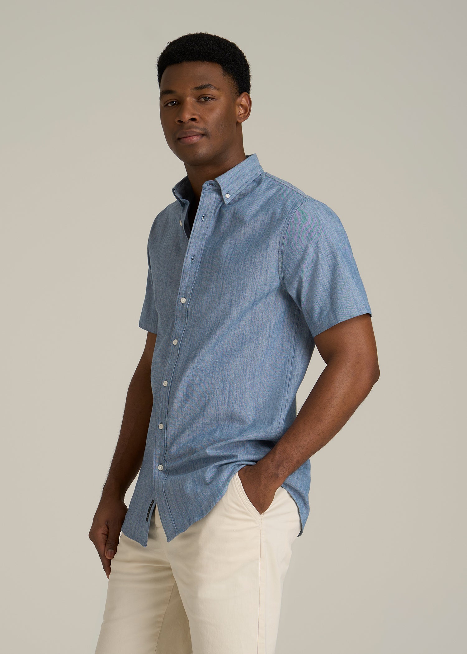 Short Sleeve Stretch Chambray Shirt for Tall Men in Medium Blue Chambray