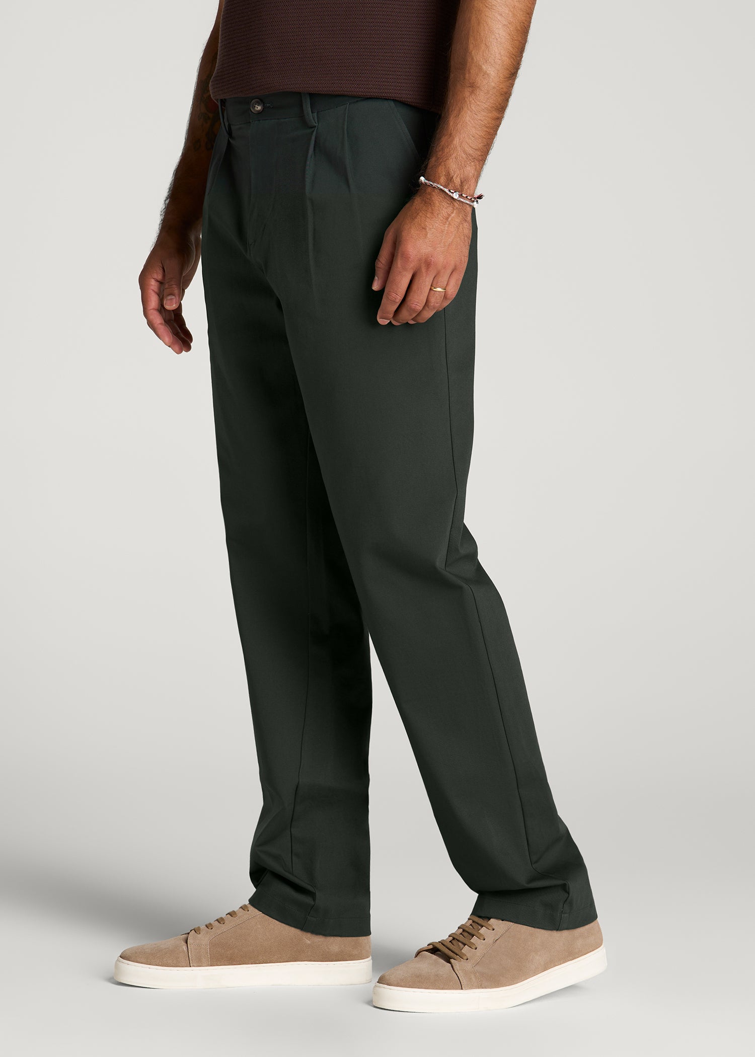 Stretch Commuter Pleated Chino for Tall Men in Boreal Forest