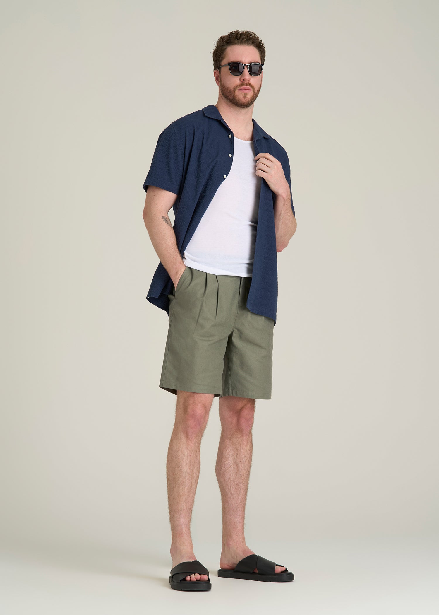 Stretch Cotton Linen Blend Shorts for Tall Men in Olive