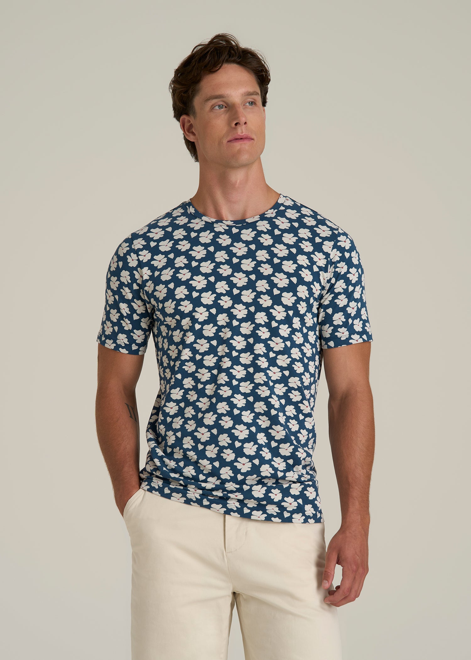 Stretch Pima Cotton Printed Tee for Tall Men in Bright Blue Floral