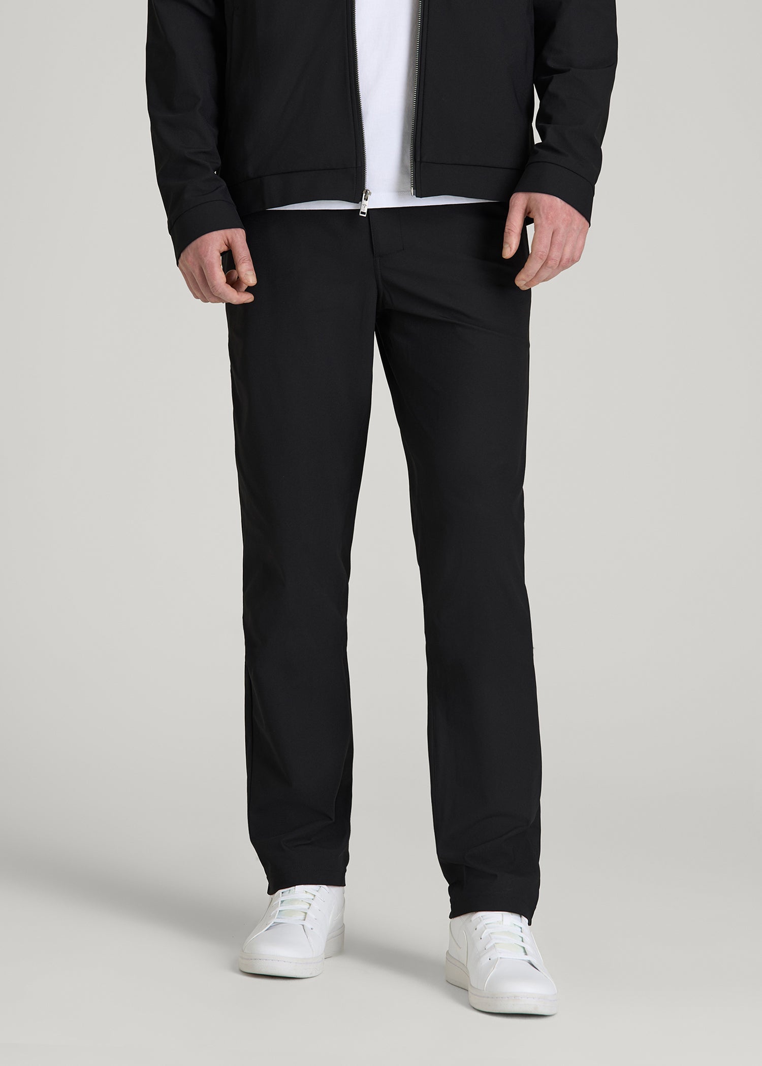 Traveler Chino 2.0 for Tall Men in Black 32 / 34 / Black Traveler Chino 2.0 for Tall Men in Black 32 / 34 / Black
