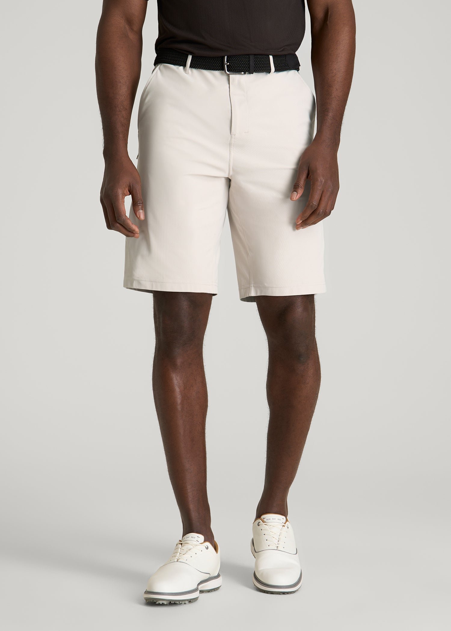 Traveler Chino Short 2.0 for Tall Men in Drywall Tan