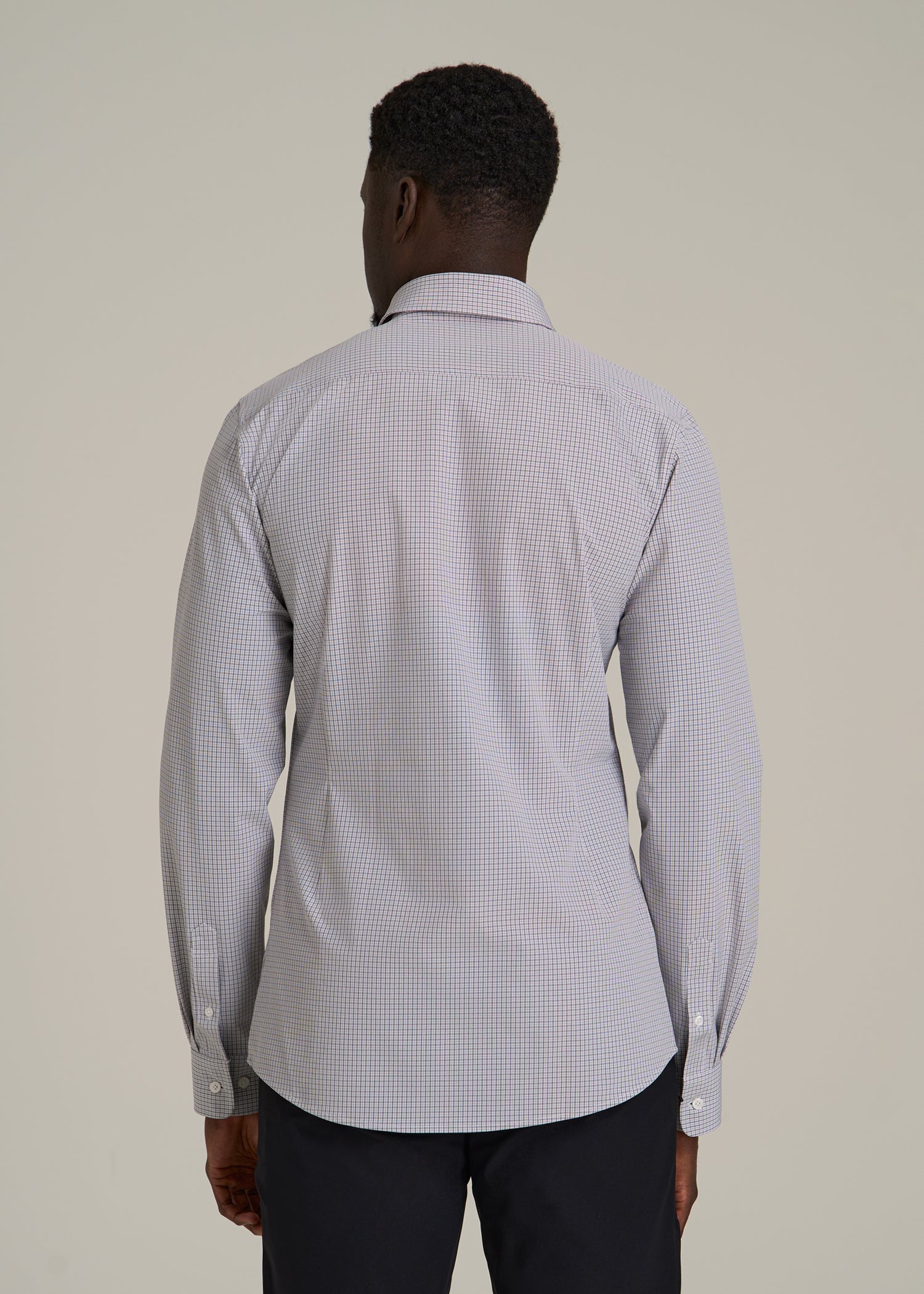 Traveler Stretch Dress Shirt for Tall Men in Grey Mini Plaid