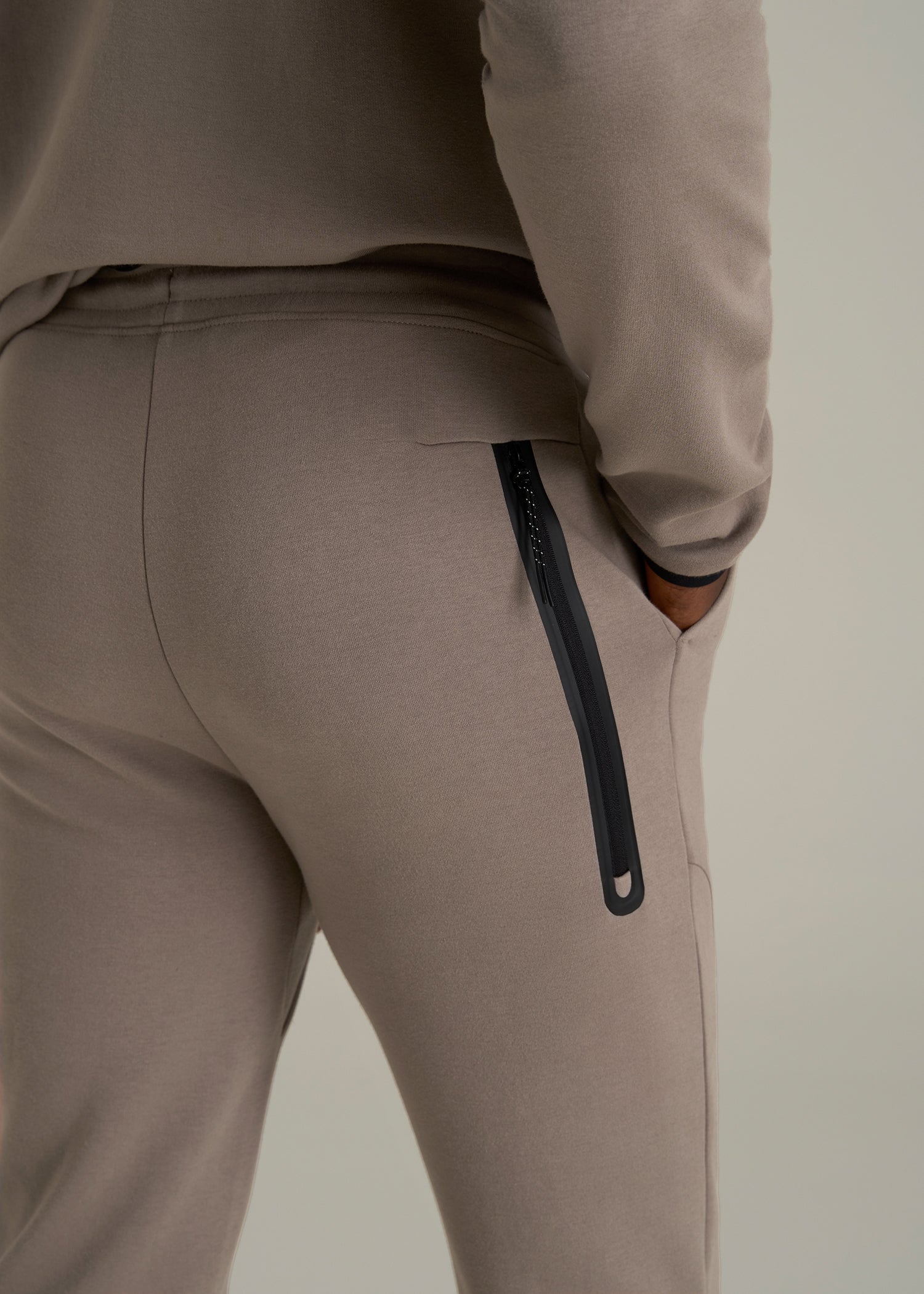 Tall Men's Tech Motion Fleece Joggers in Portobello