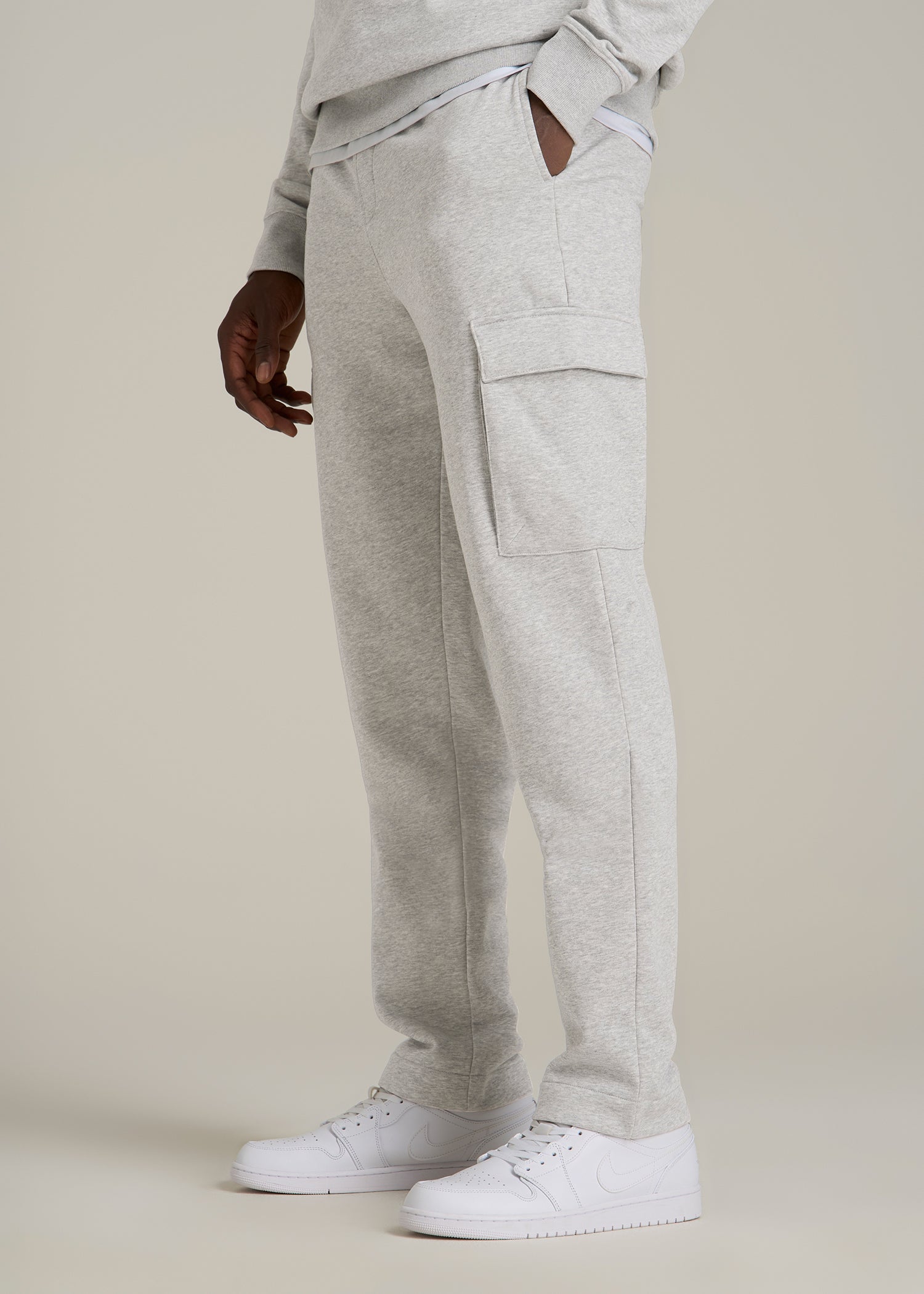 Wearever Fleece Straight Leg Cargo Sweatpant for Tall Men in Grey Mix