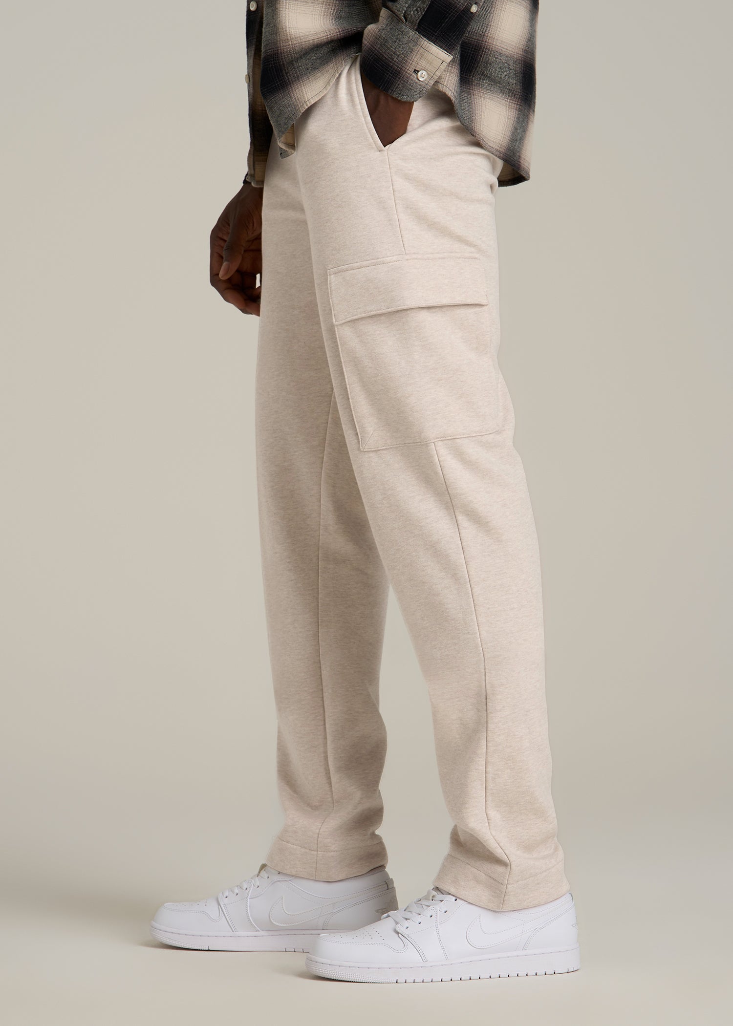 Wearever Fleece Straight Leg Cargo Sweatpant for Tall Men in Oatmeal Mix