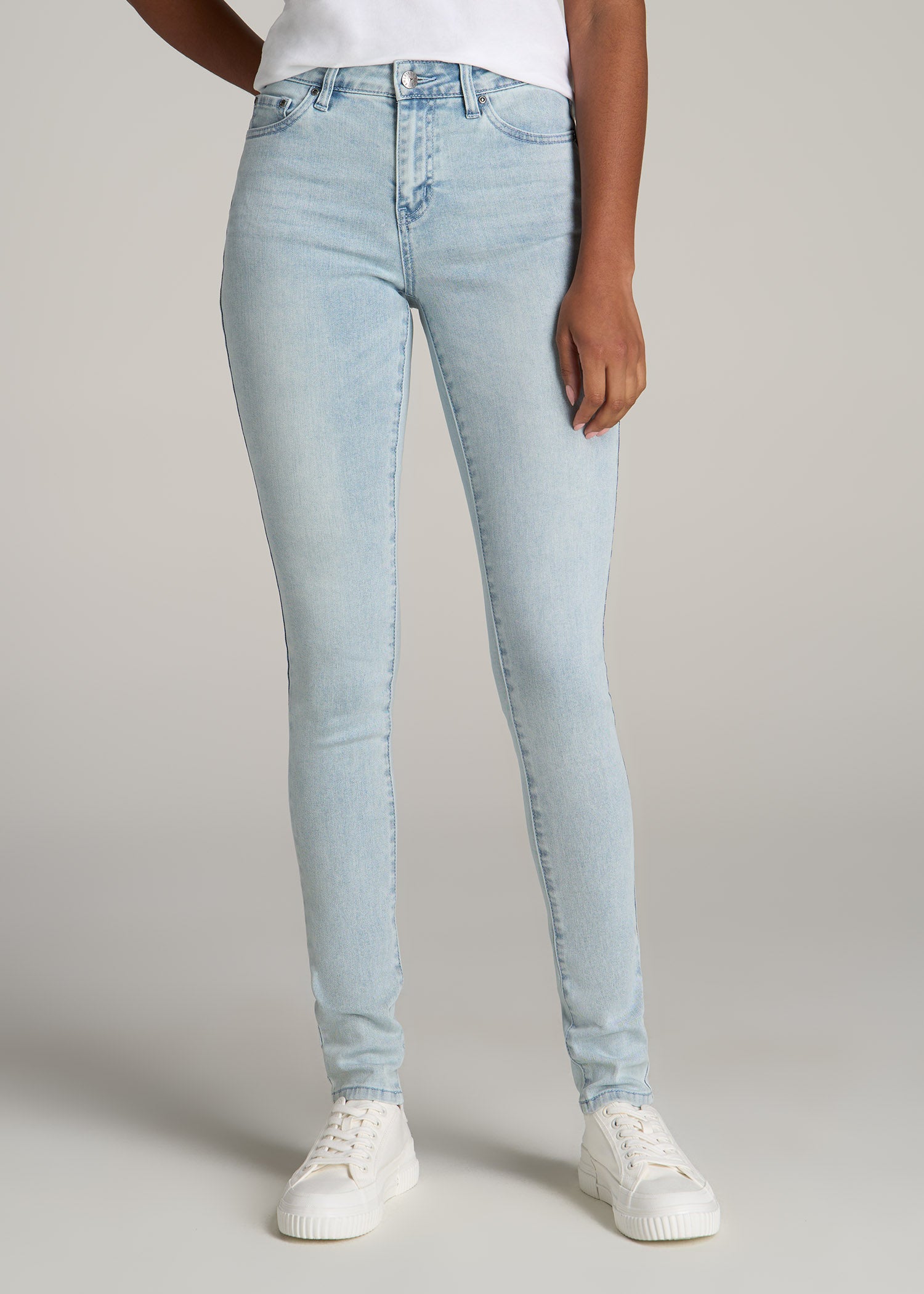Hollister Low-rise Medium Wash Flare Jeans in Blue