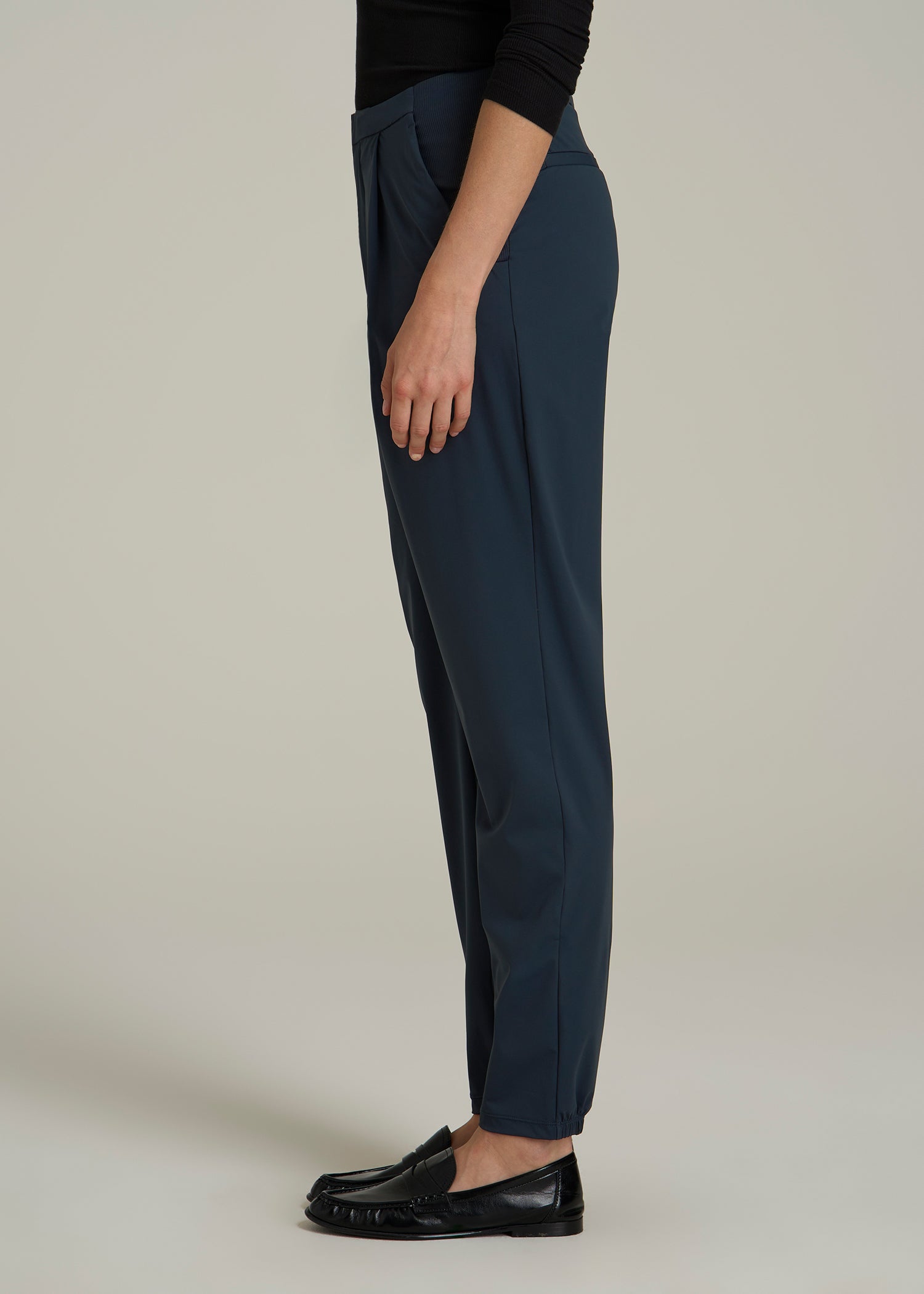Commuter Pleated Jogger Pant in for Tall Women Navy