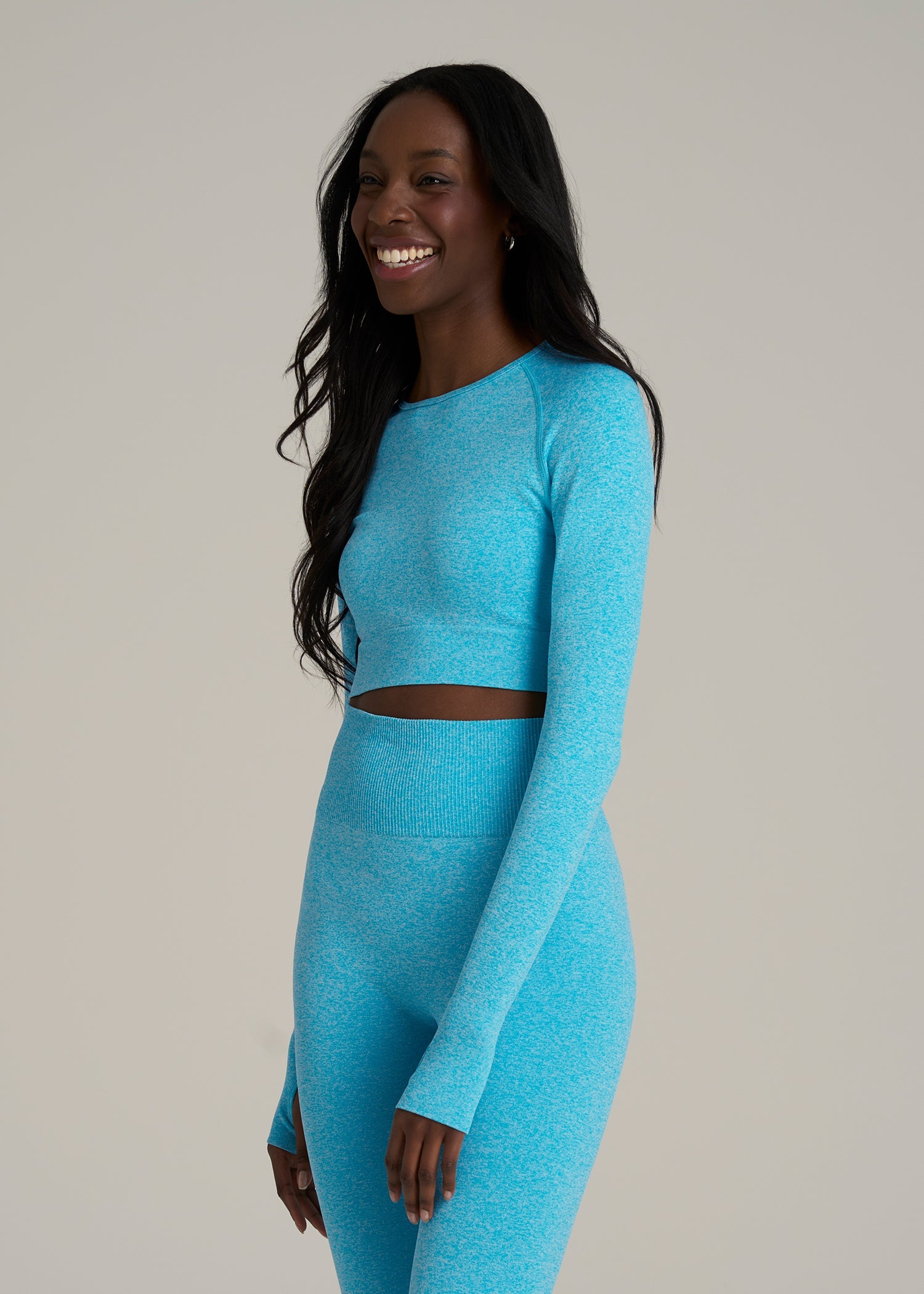 Compression Long Sleeve Cropped Training Top for Tall Women in Scuba Blue Mix