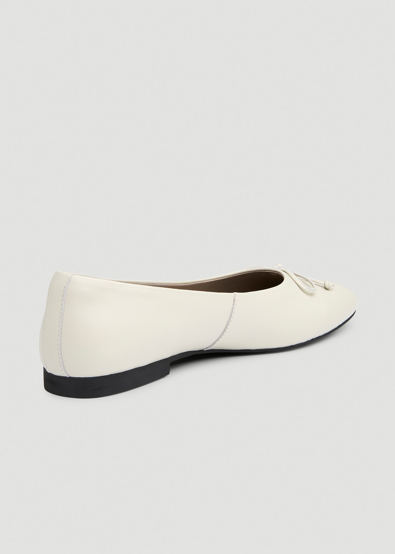 Leather Ballet Flat for Tall Women in Oatmeal