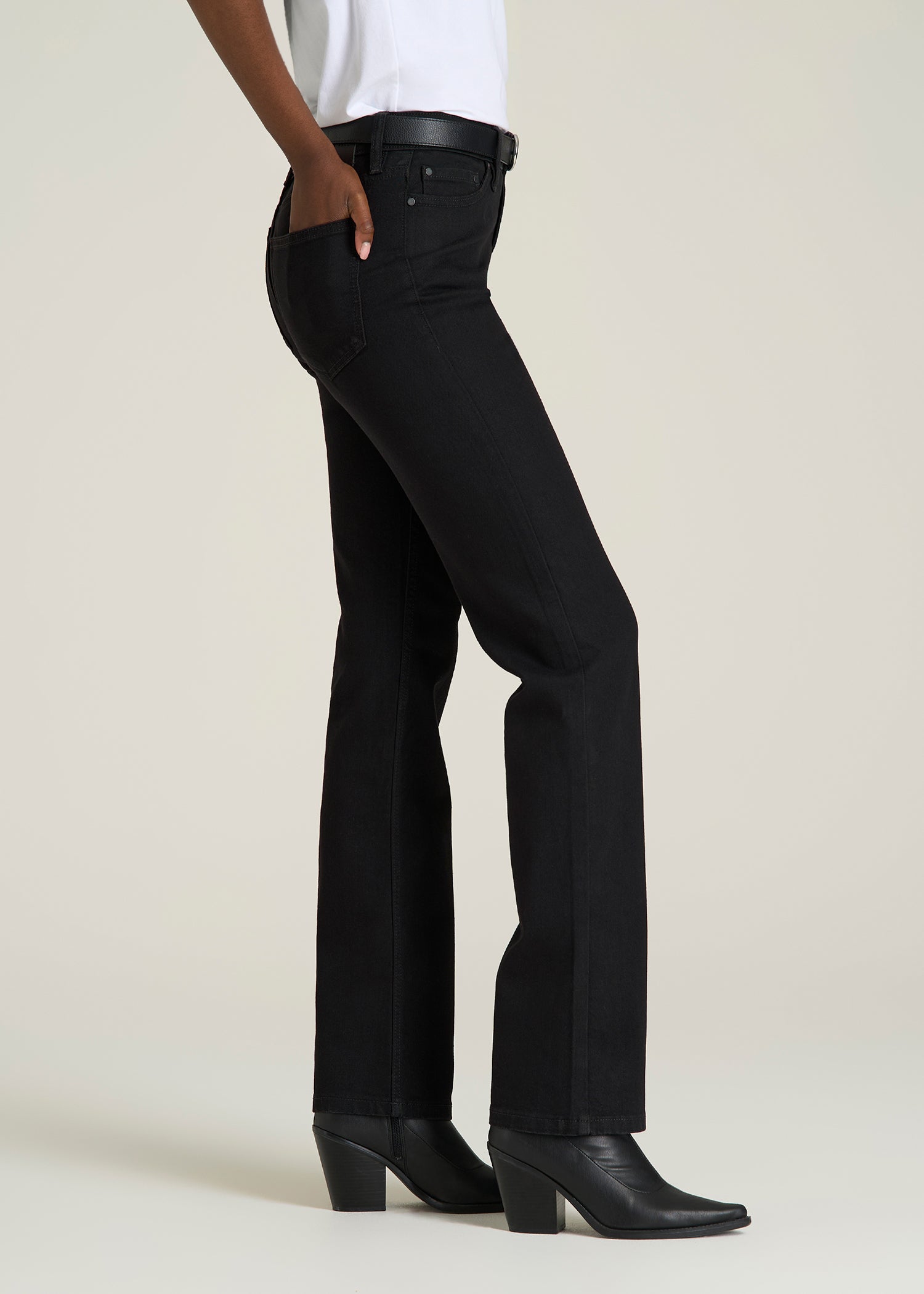 Mid-Rise Straight Fit Jeans for Tall Women in Optimum Black