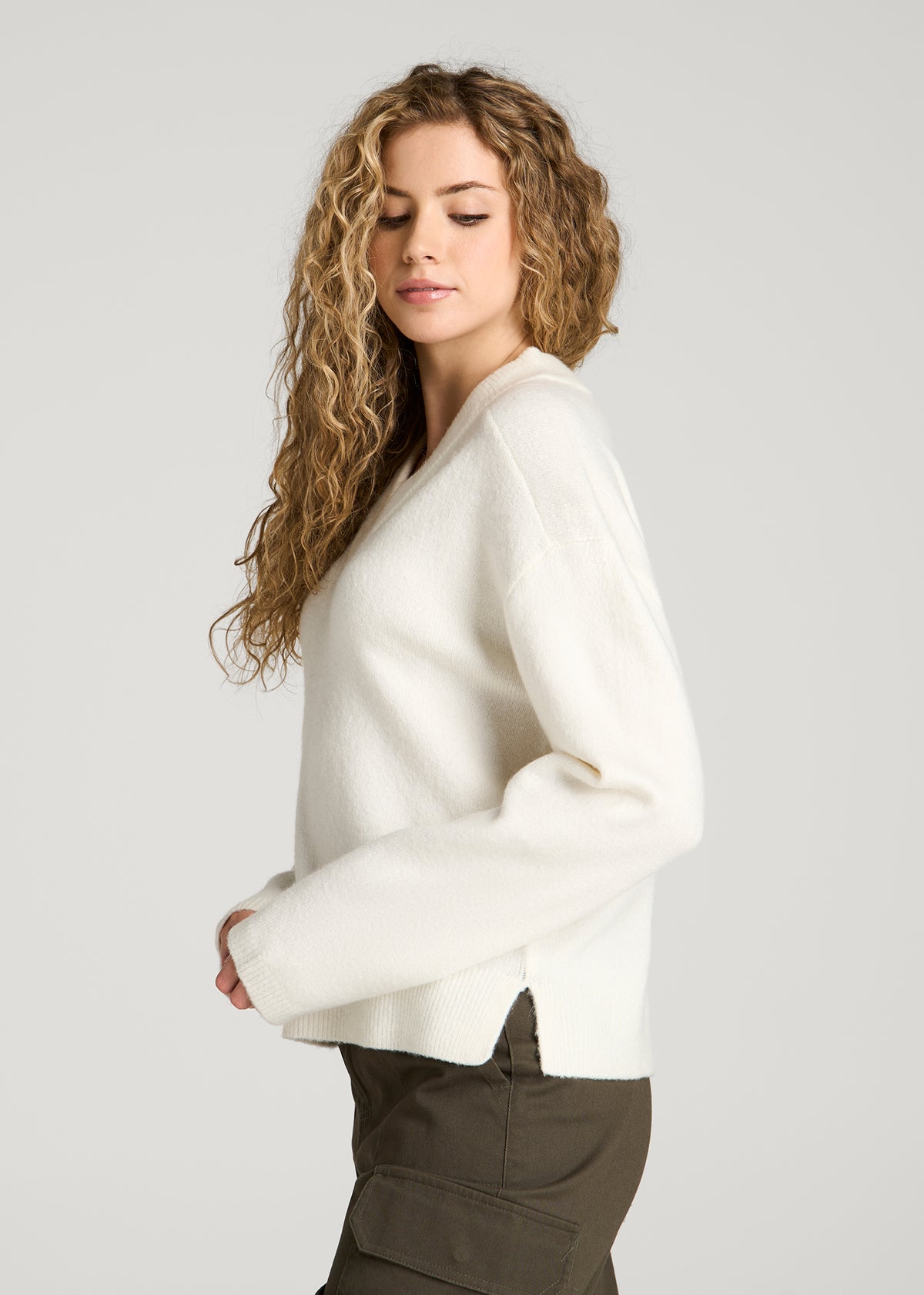 Oversized V-Neck Girlfriend Sweater for Tall Women in White Alyssum