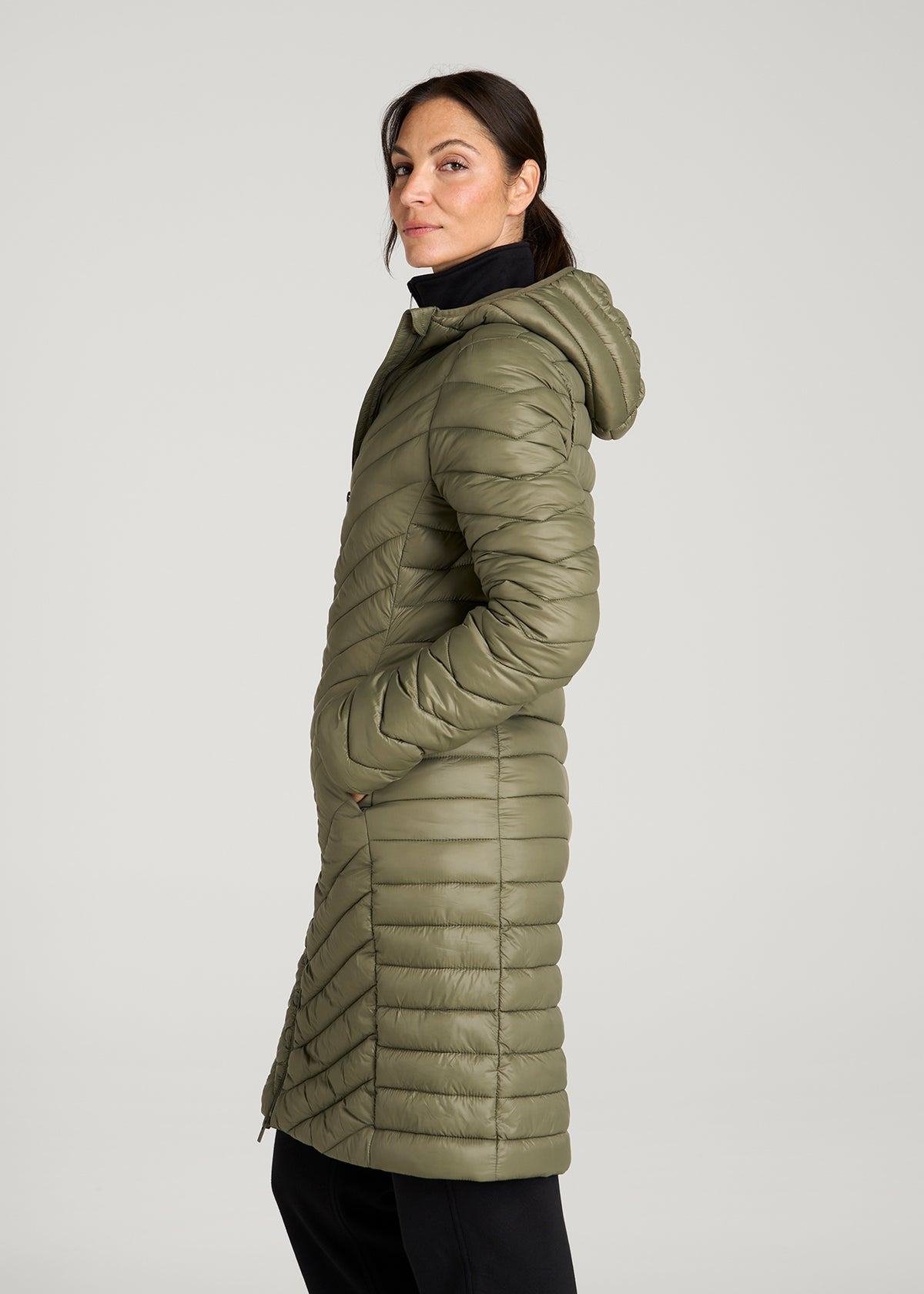 Packable Mid-Length Puffer Jacket for Tall Women in Olive