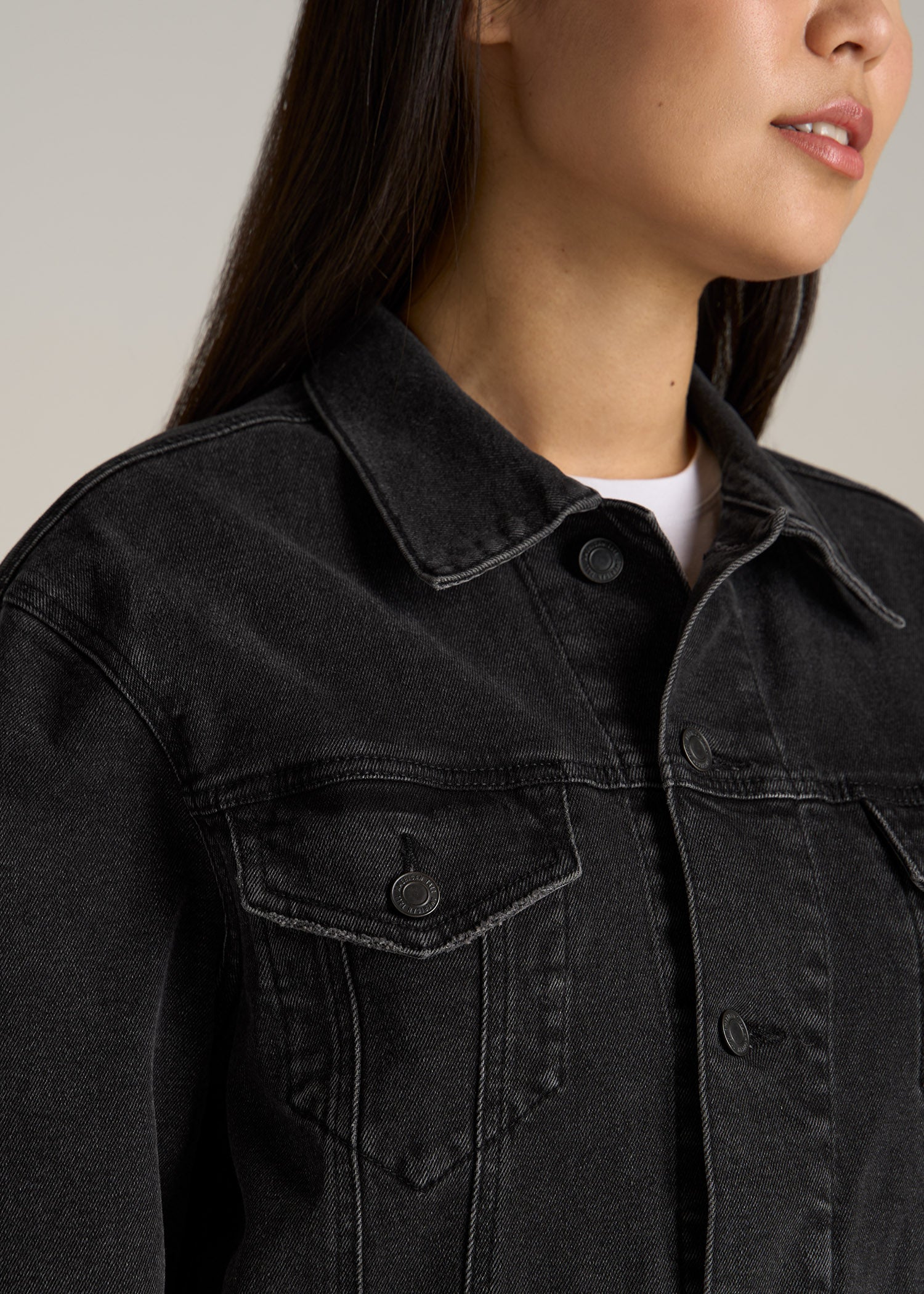 American-Tall-Women-Relaxed-Denim-Jacket-Black-Stone-Wash-detail
