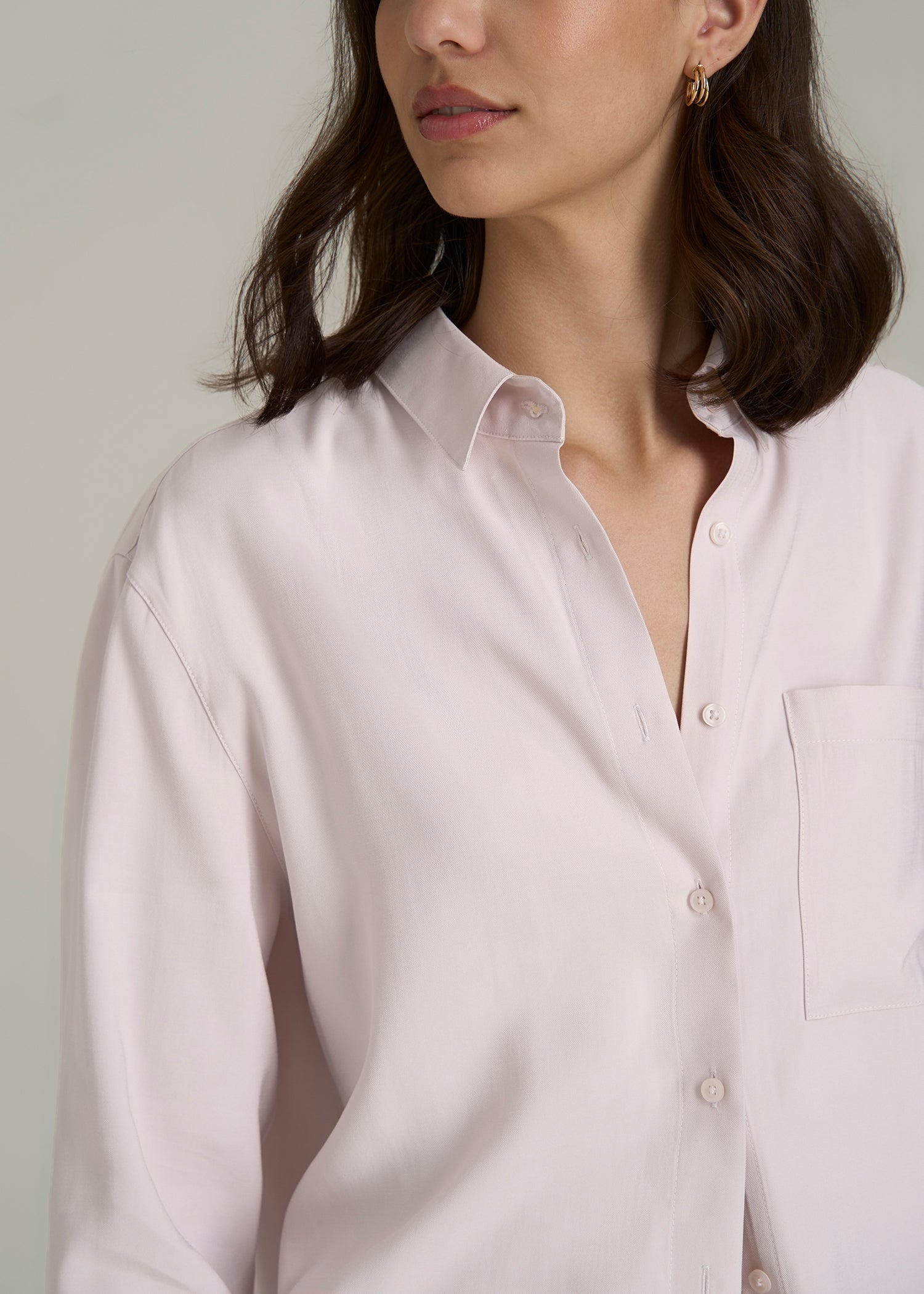 Relaxed Button-Up Single-Pocket Blouse for Tall Women in Grey Lilac