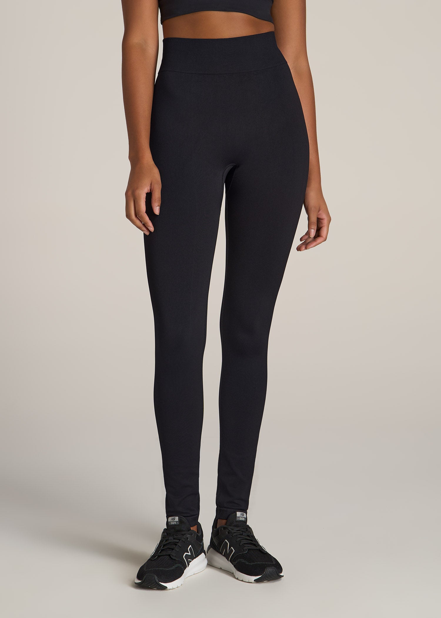 Seamless Leggings for Tall Women in Black XL / Tall / Solid Black