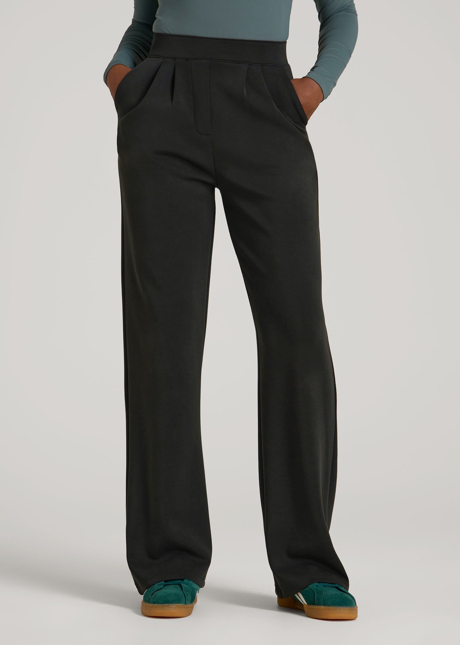 Soft Motion Pleated Wide Leg Pant for Tall Women in Black