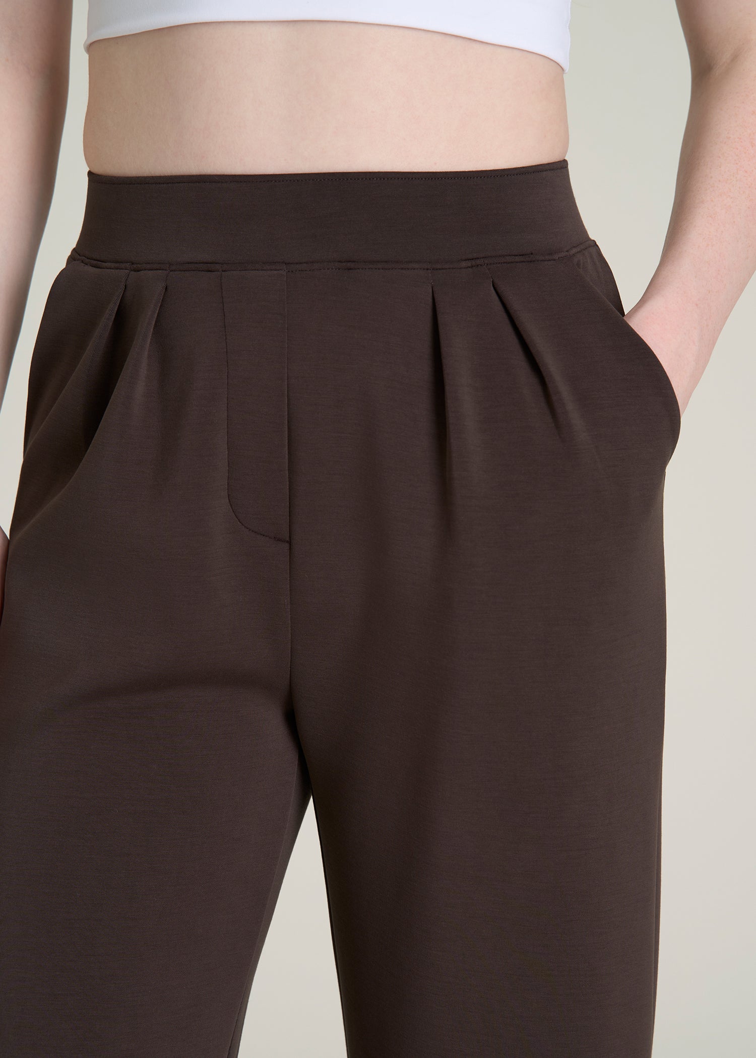 Soft Motion Pleated Wide Leg Pant for Tall Women in Espresso