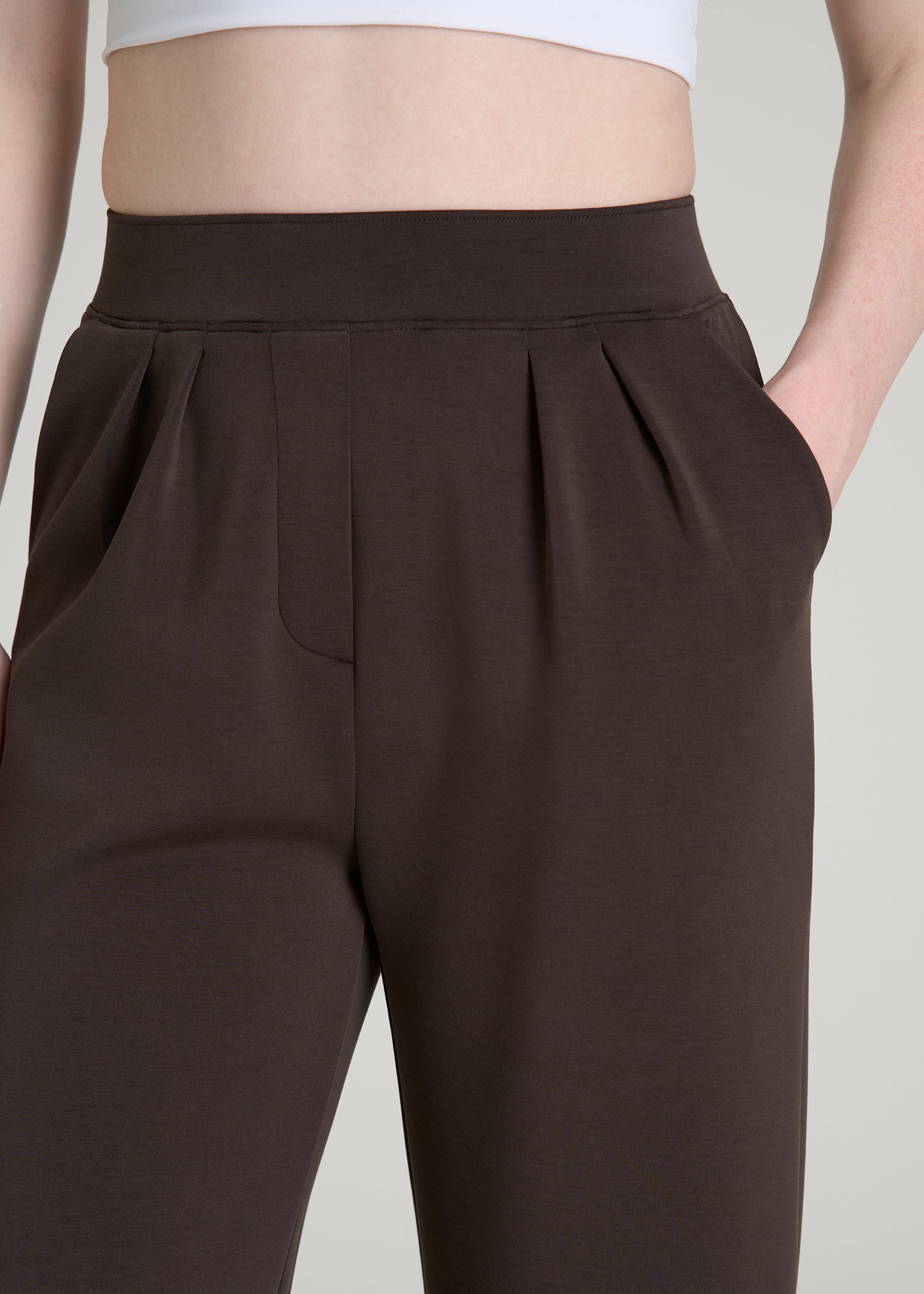 Soft Motion Pleated Wide Leg Pant for Tall Women in Espresso