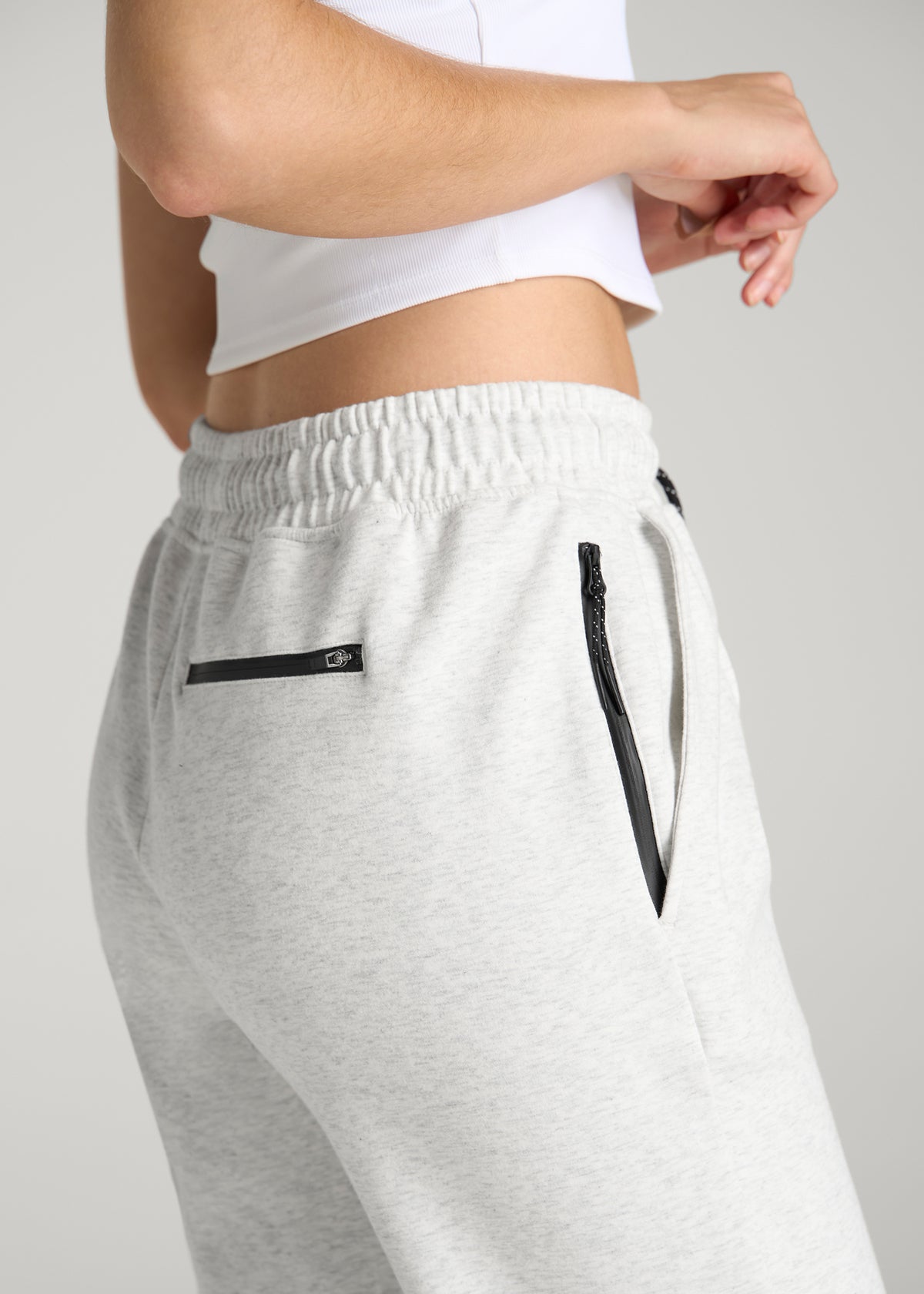 Tech Motion Pin Tuck Jogger for Tall Women in Heather Frost