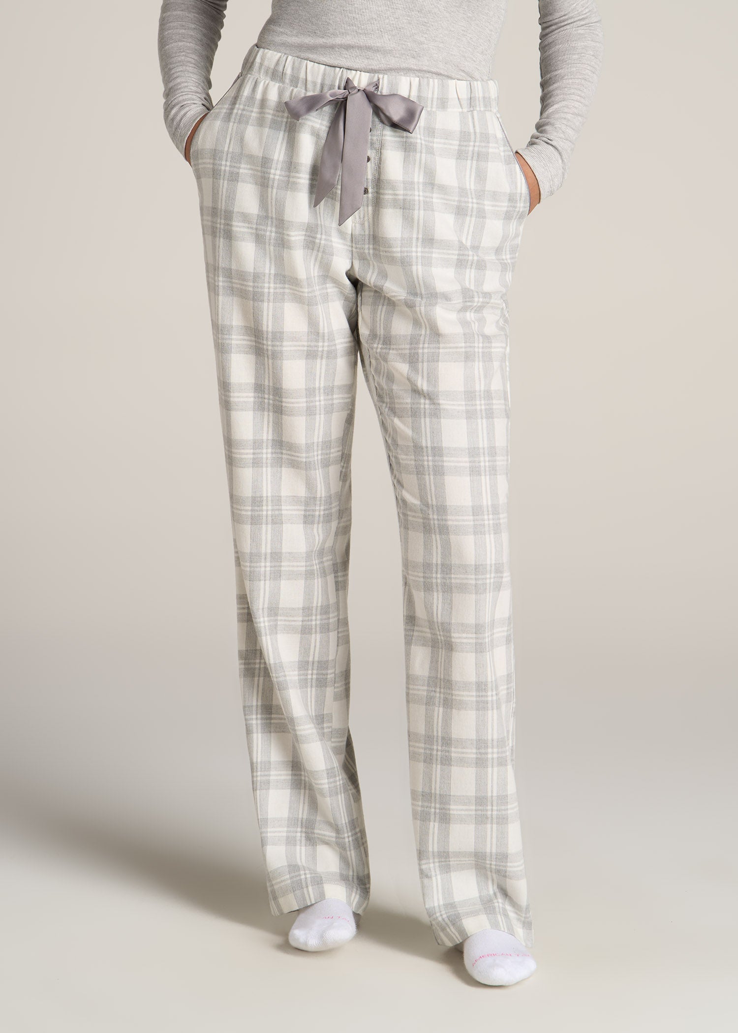 Open-Bottom Flannel Women's Tall Pajama Pants in Heather Grey and White  Plaid