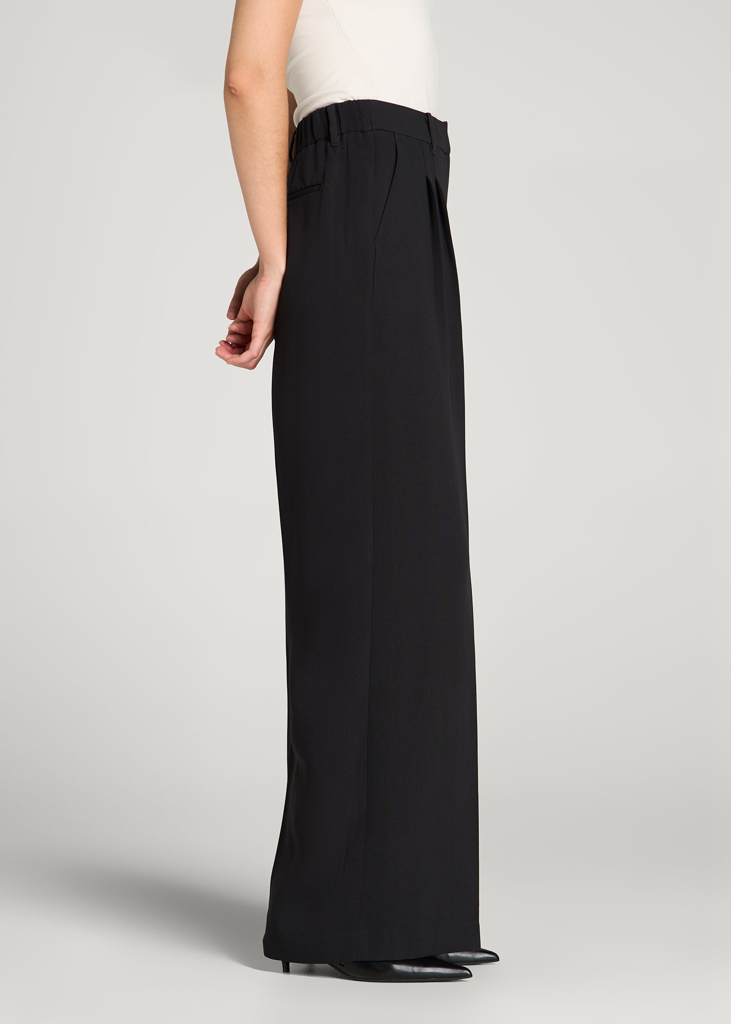 Ultra Wide Crepe Pleated Dress Pants for Tall Women in Black