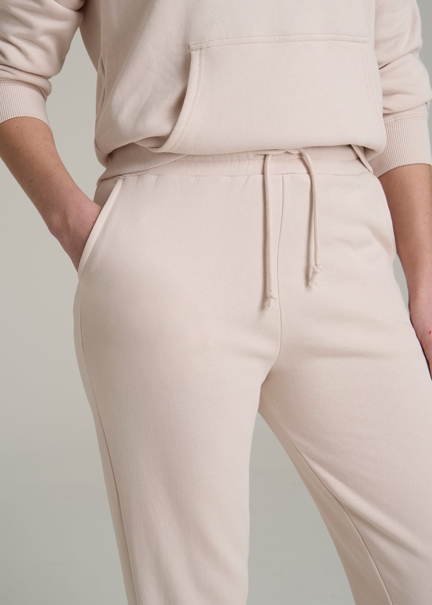 Wearever Fleece Slim Fit High-Waisted Garment Dye Sweatpants for Tall Women in Shell