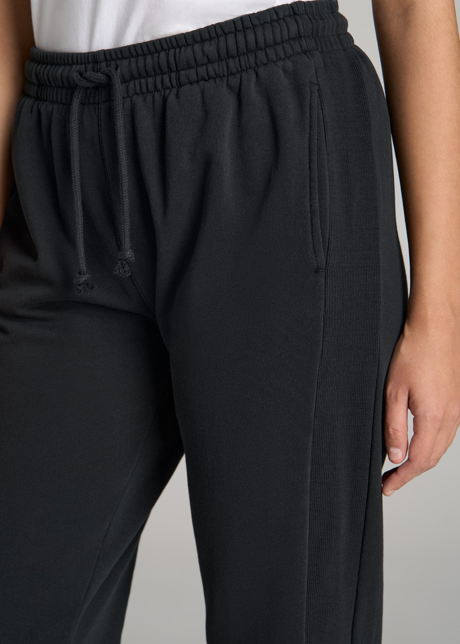 Wearever Fleece Regular Fit Sweatpants for Tall Women in Vintage Black