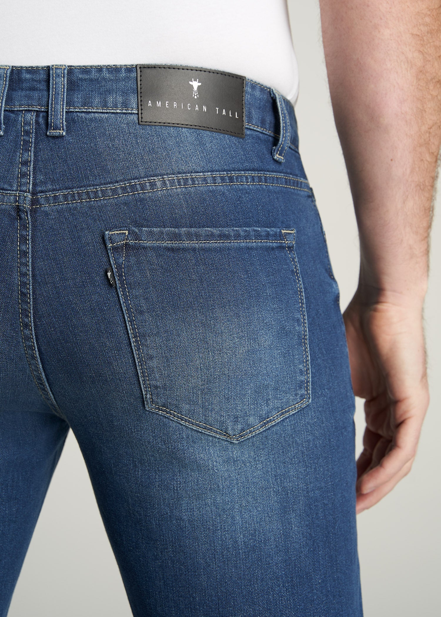 American-Tall-Men-Carman-TaperedFit-Jeans-ClassicBlue-detail