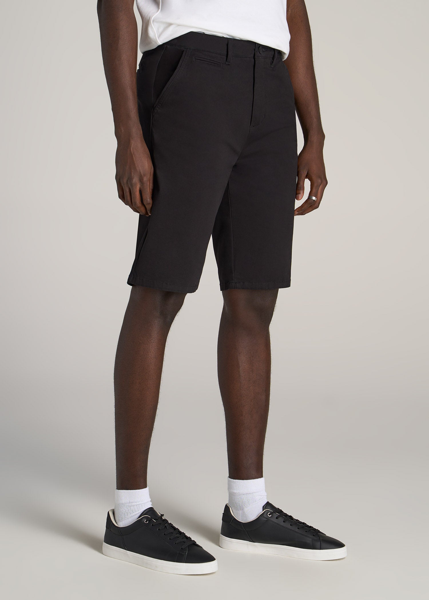 American-Tall-Men-Chino-Shorts-Black-side