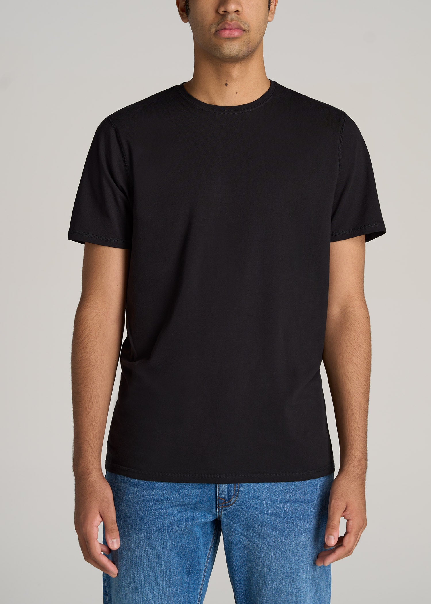 Buy Black Essential Crew Neck T-Shirt from Next Spain