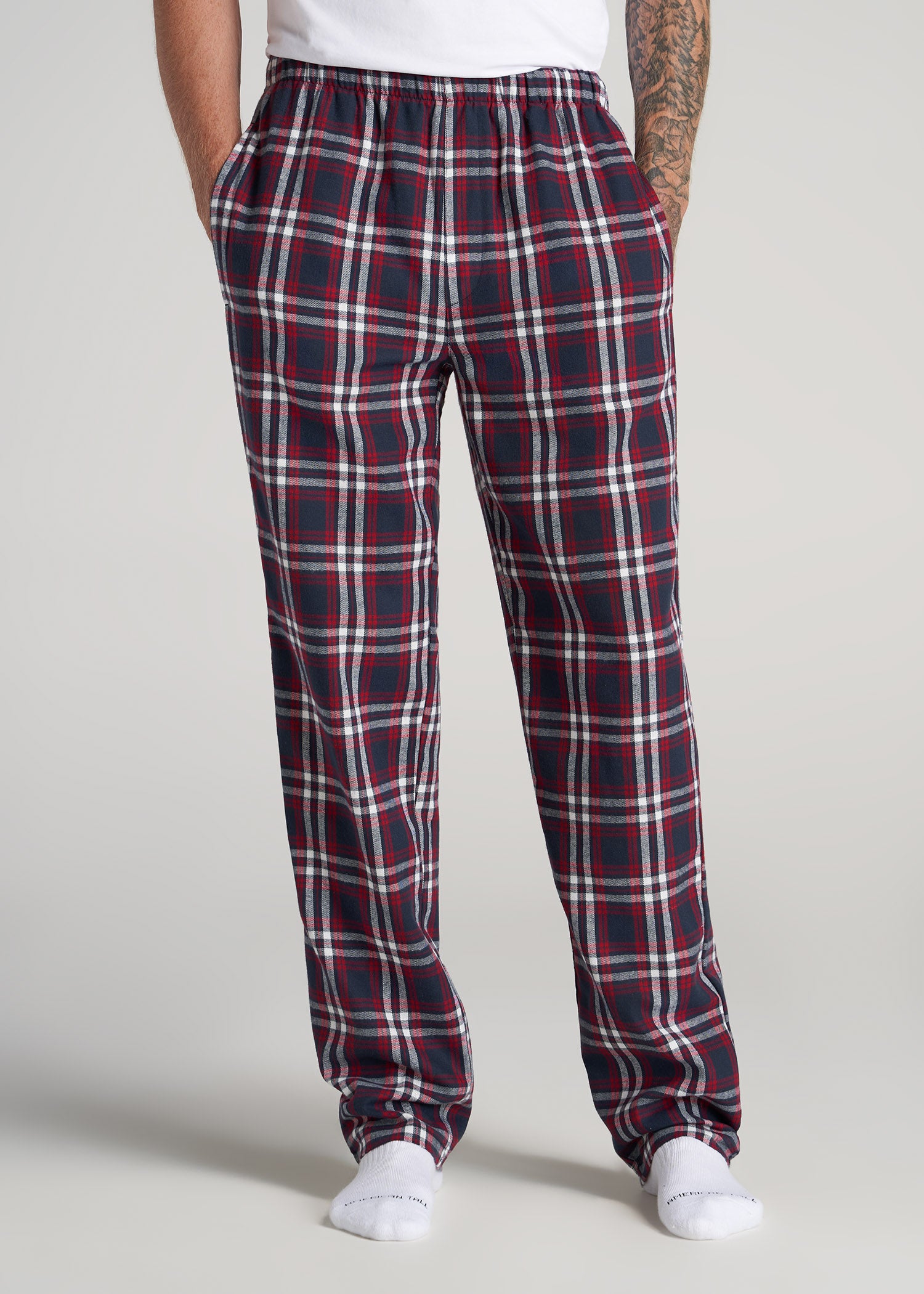 http://americantall.com/cdn/shop/products/American-Tall-Men-Flannel-Pajamas-Navy-Red-Tartan-front.jpg?v=1660925192