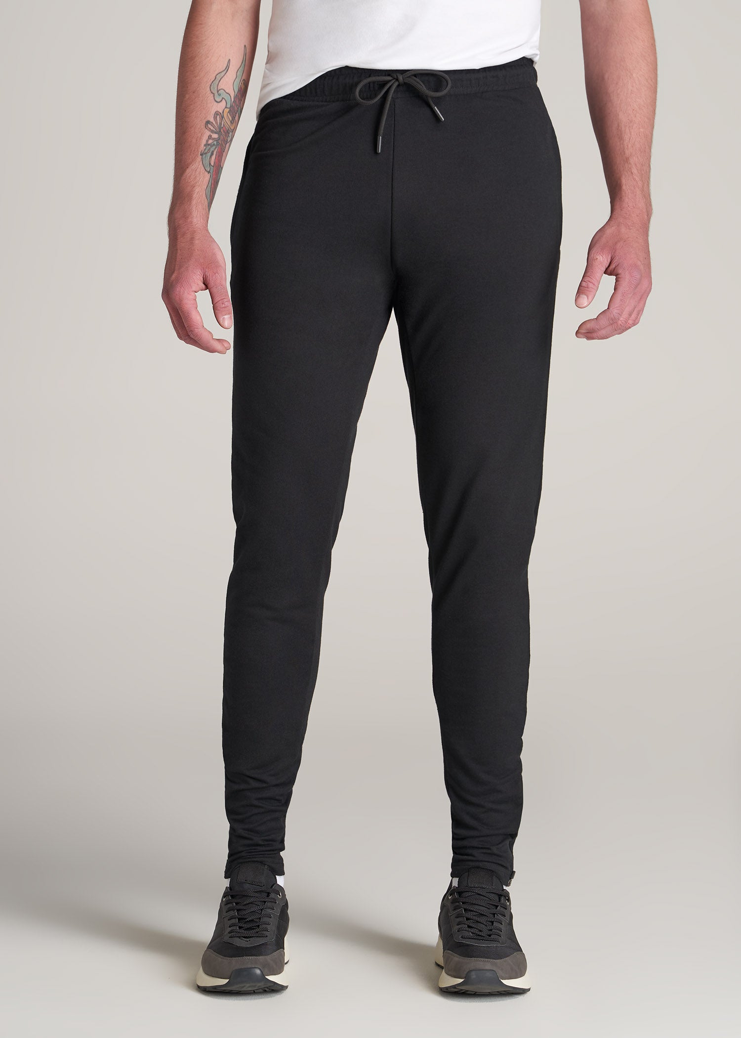 SLIM-FIT Lightweight French Terry Joggers for Tall Men in Black