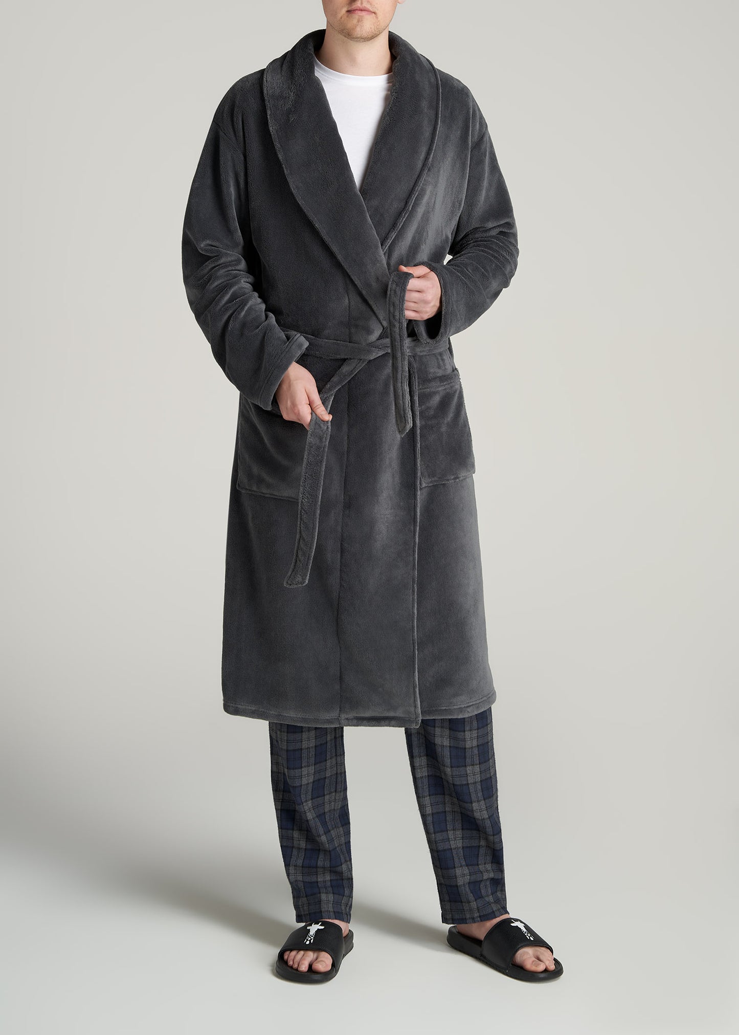 A tall man wearing Tall Men's Robe in Charcoal in Charcoal from American Tall